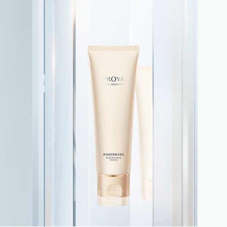 美高梅集团弹润透亮青春洁面乳